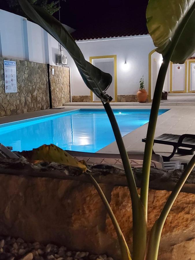 الشقق الفندقية ريغينغوس دي مونسارازفي  Casinhas Da Avo Aura المظهر الخارجي الصورة